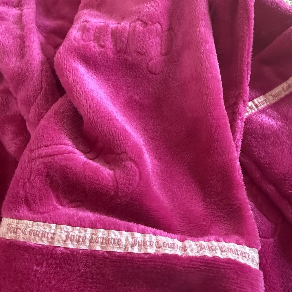 Juicy Couture Women's Pink Plush Belted Robe with Pockets Size L/XL - Picture 11 of 16